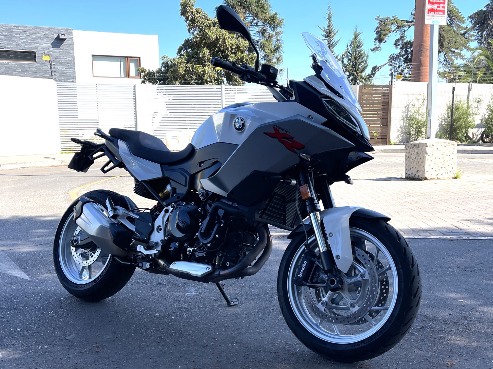 BMW F 900 XR FULL 2023