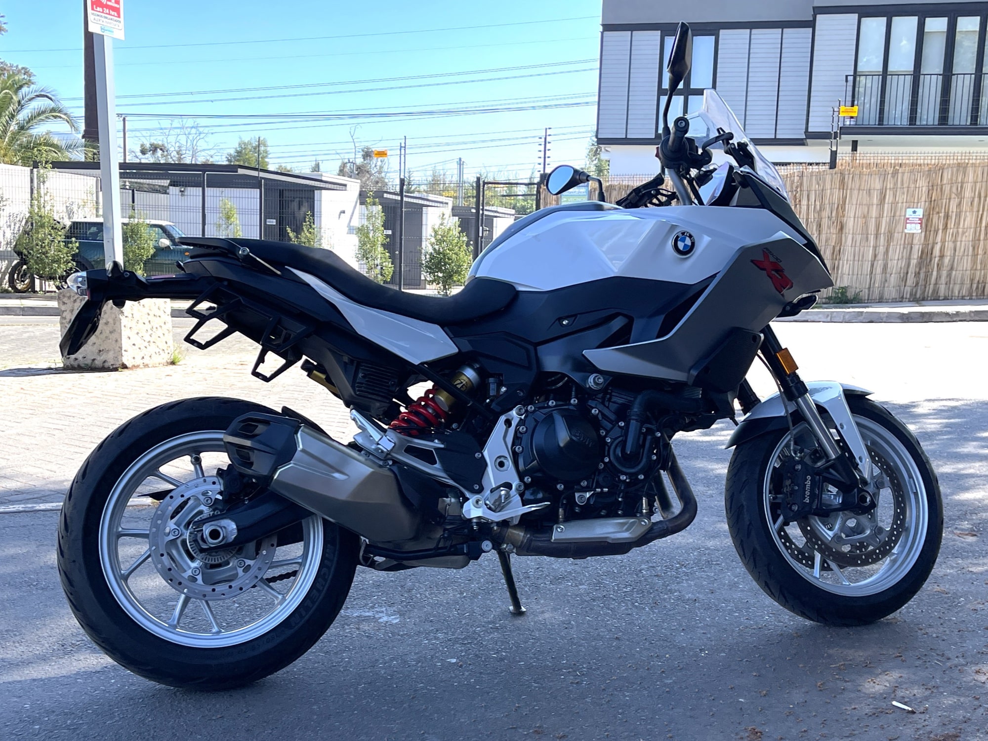 BMW F 900 XR FULL 2023