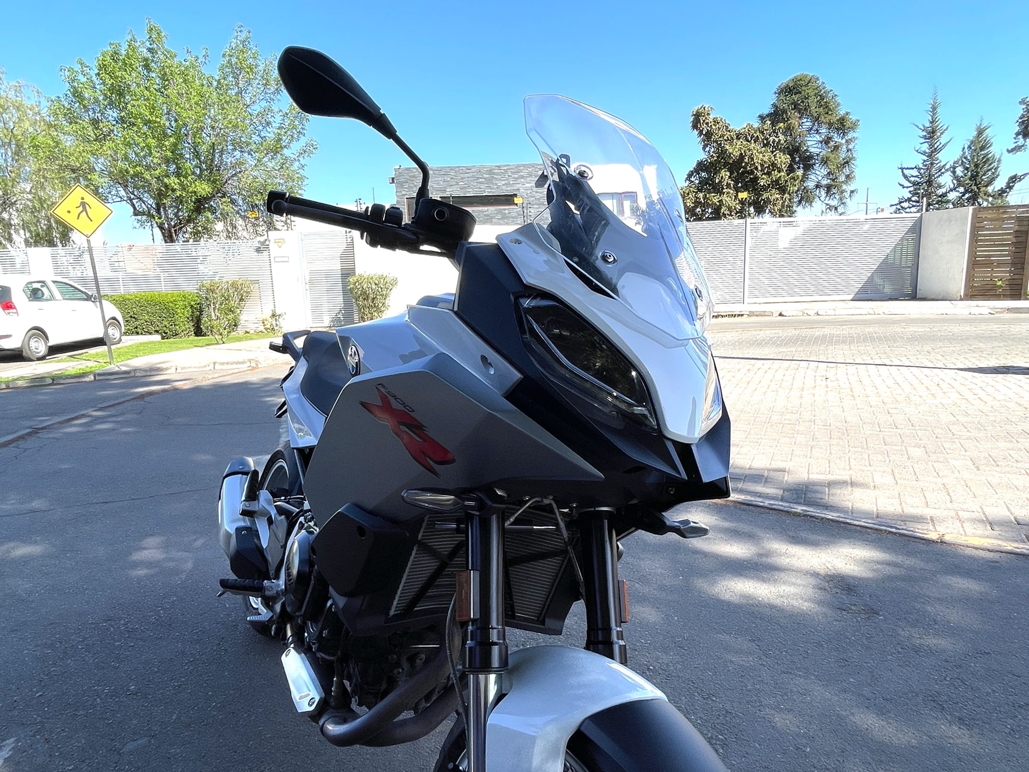 BMW F 900 XR FULL 2023