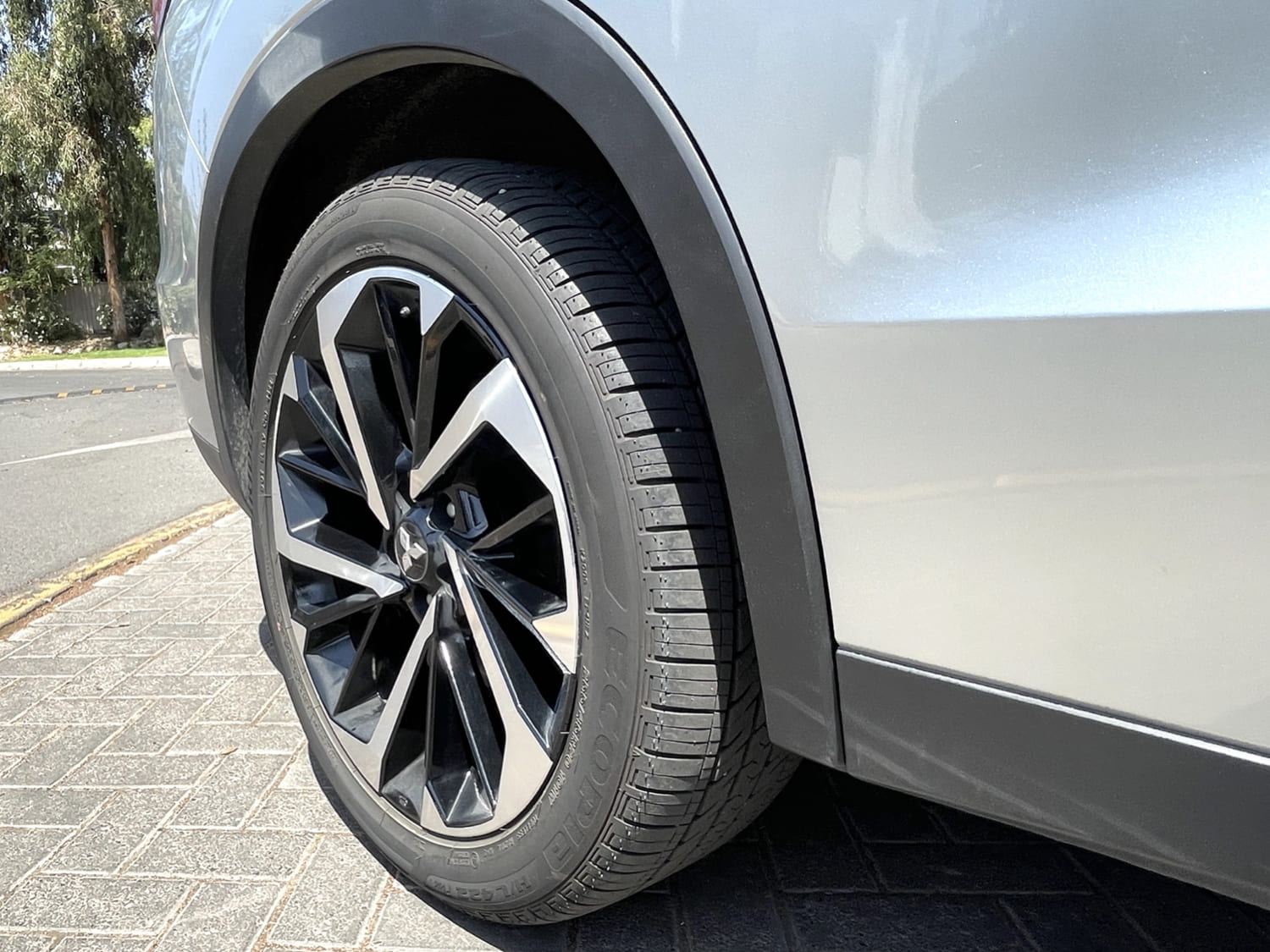 Mitsubishi Outlander GLS 4×4 2023