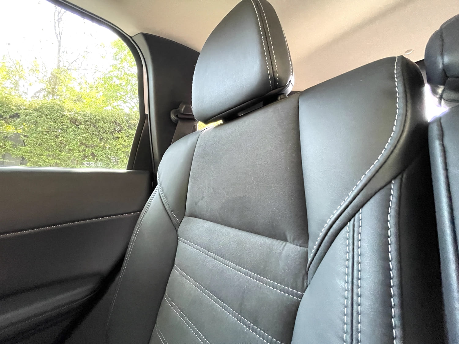Mitsubishi Outlander GLS 4×4 2023