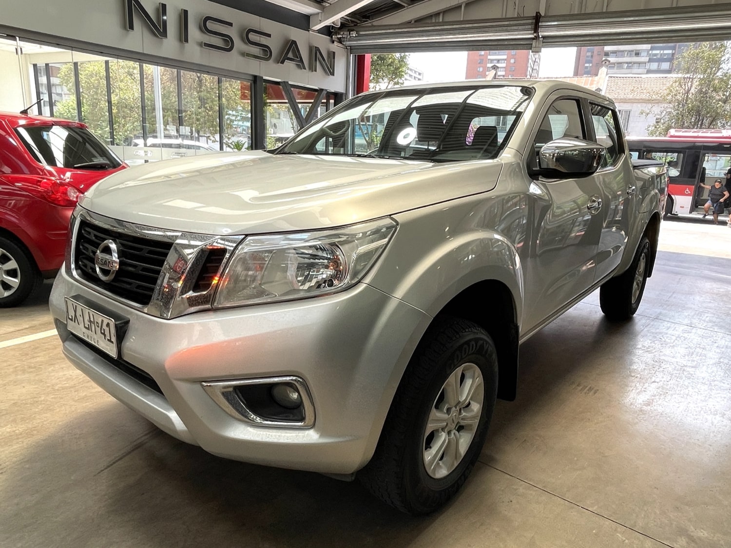 Nissan NP300 Navara XE 2.3 Diesel 4×4 2021