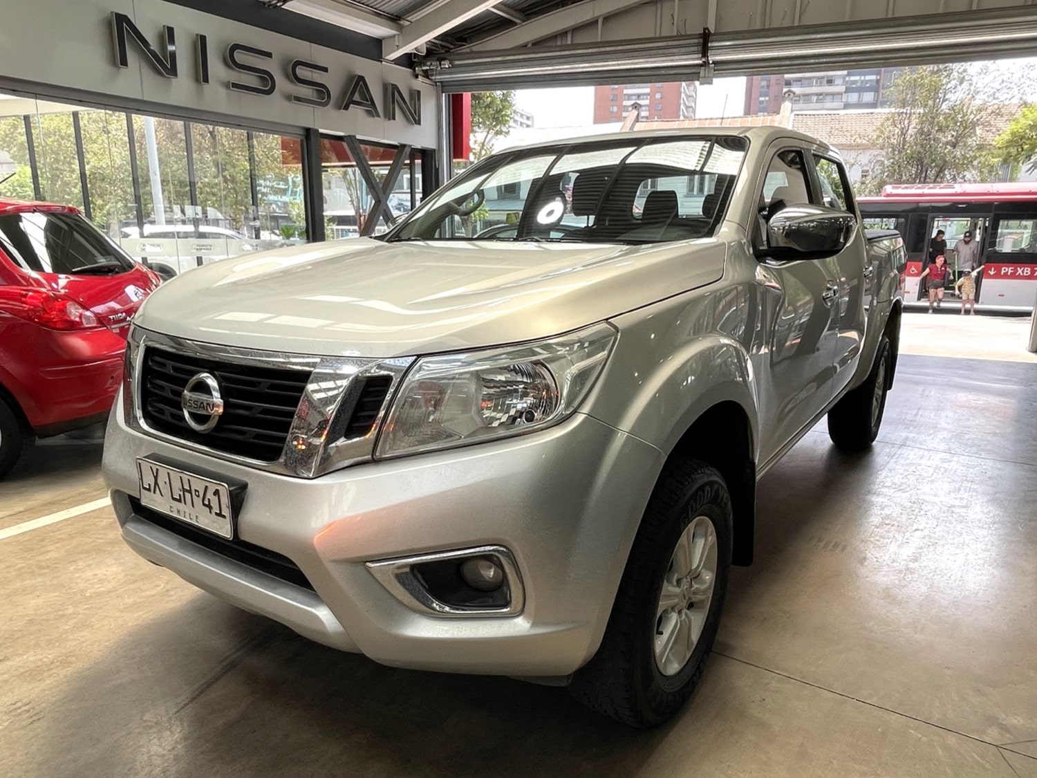 Nissan NP300 Navara XE 2.3 Diesel 4×4 2021