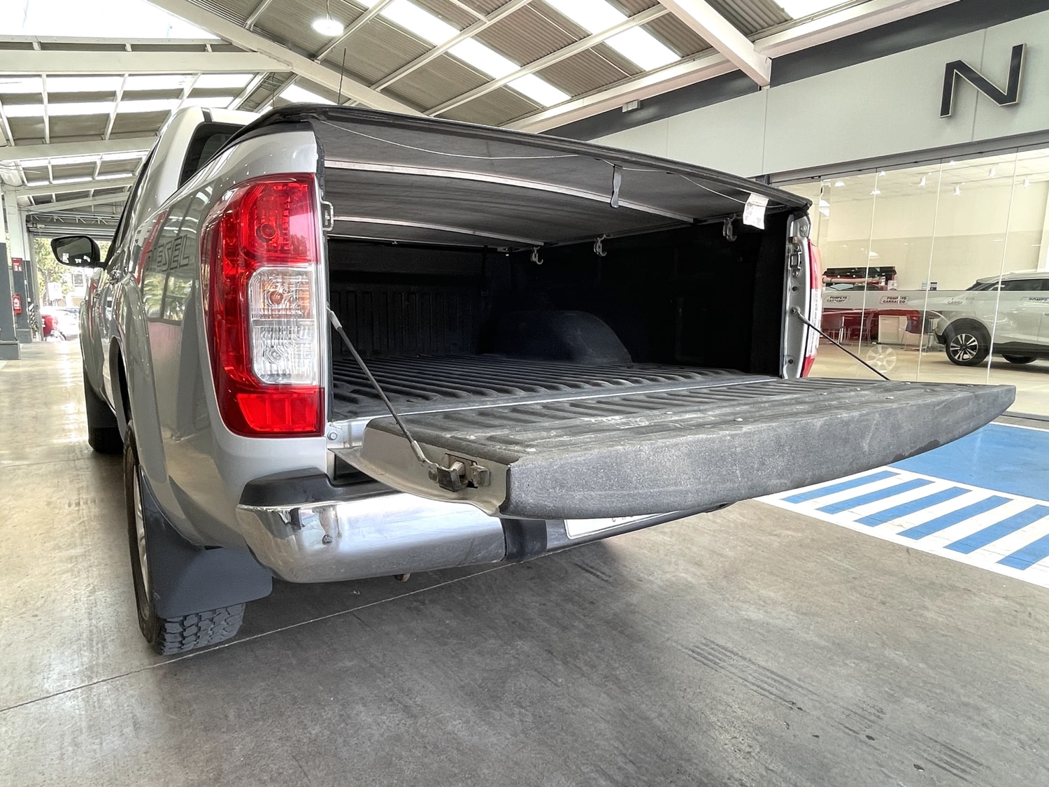 Nissan NP300 Navara XE 2.3 Diesel 4×4 2021
