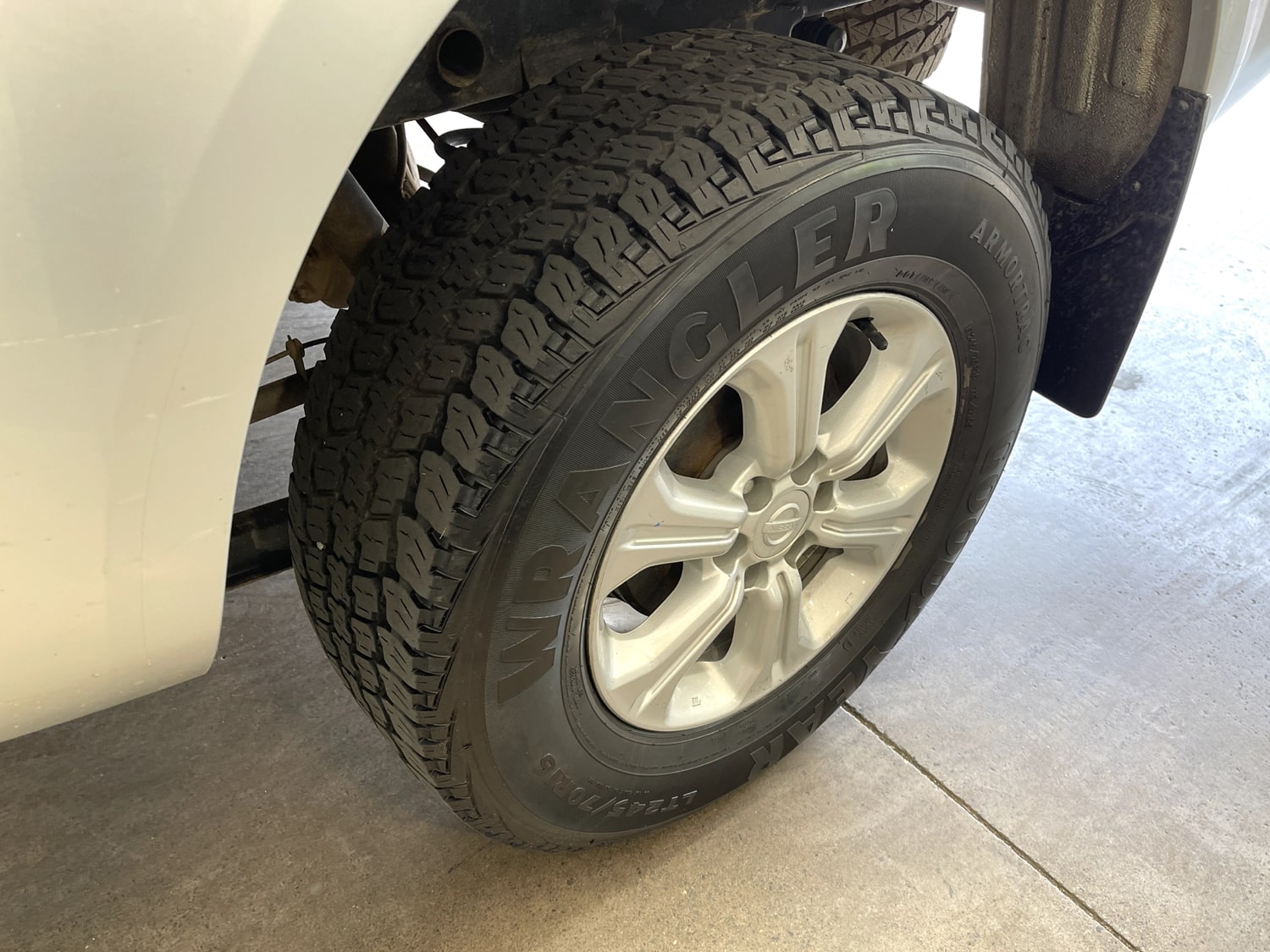 Nissan NP300 Navara XE 2.3 Diesel 4×4 2021
