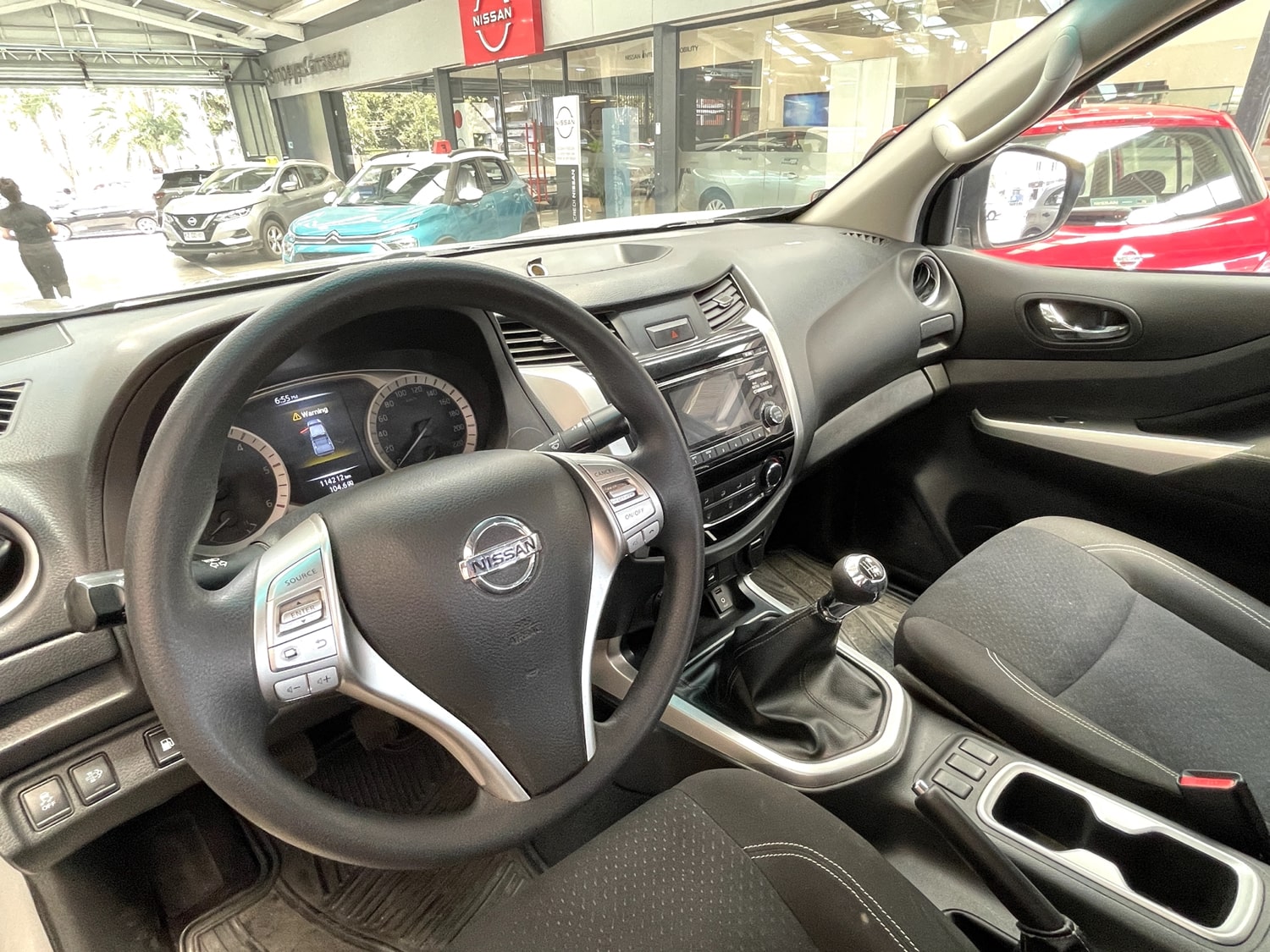 Nissan NP300 Navara XE 2.3 Diesel 4×4 2021