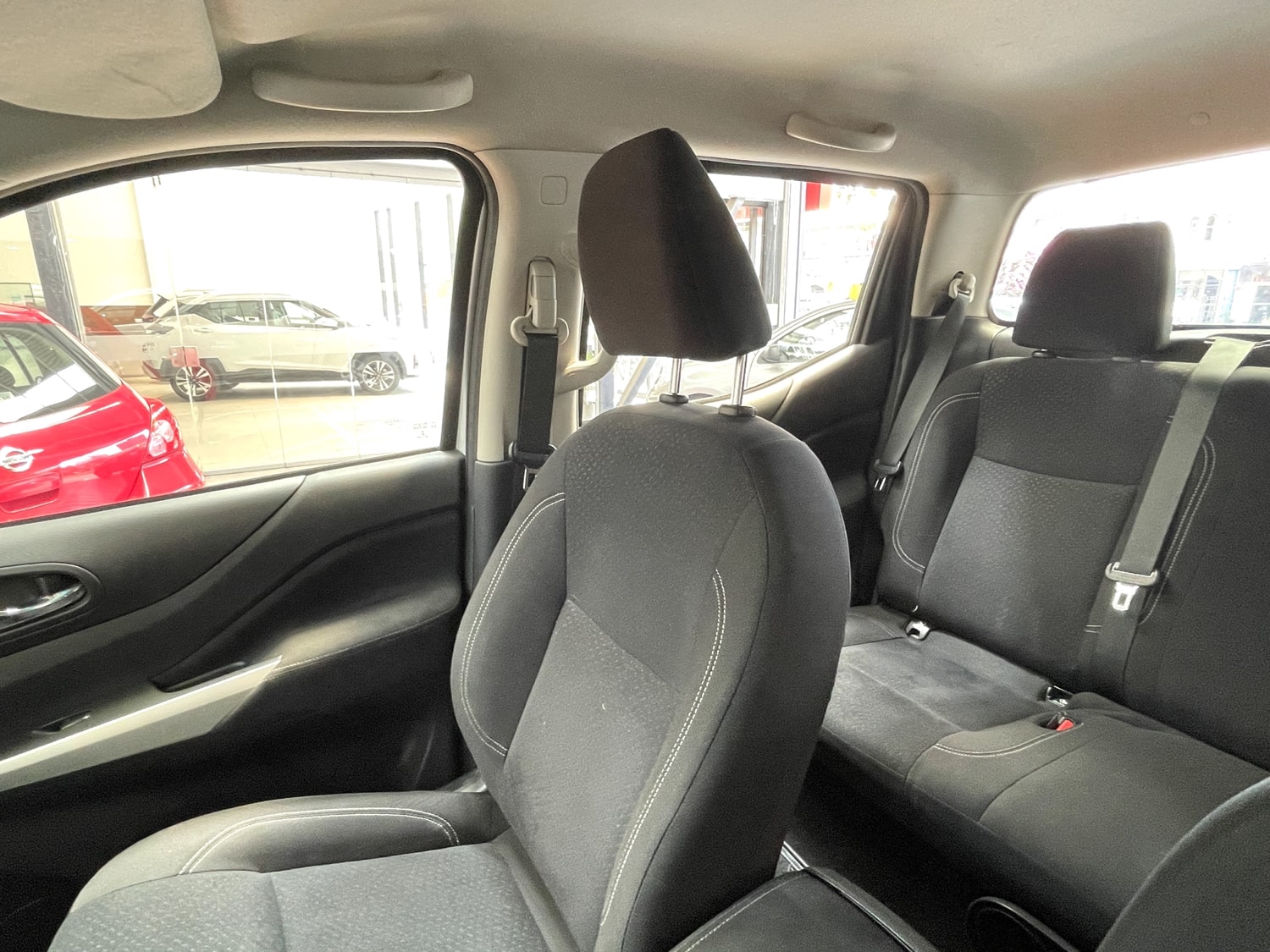 Nissan NP300 Navara XE 2.3 Diesel 4×4 2021