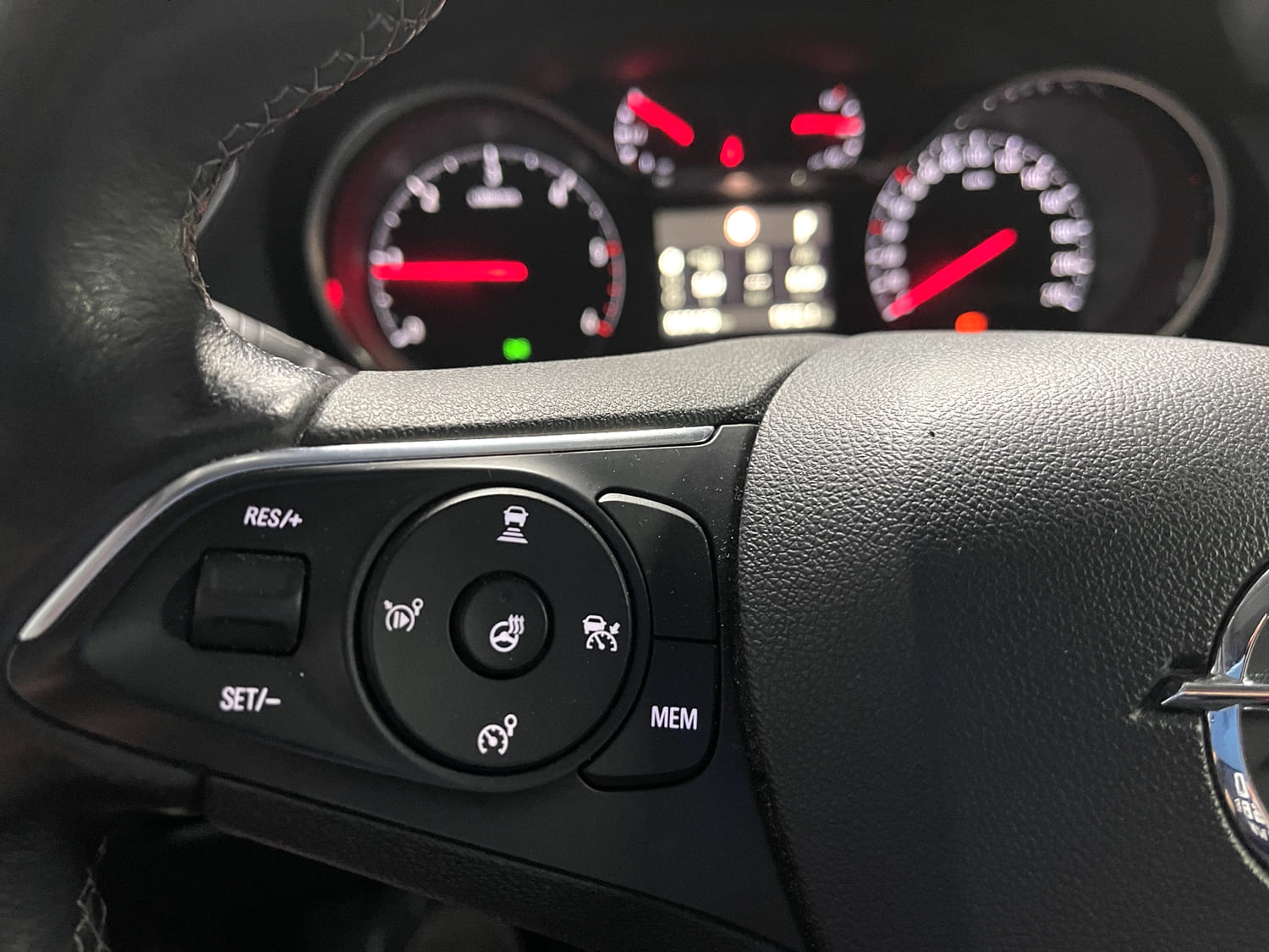 Opel Grandland 1.5 TD Edition 2019