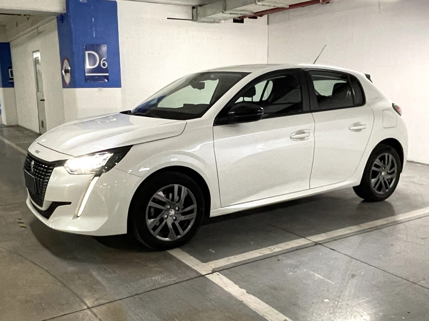 Peugeot 208 HDI 100 Diesel 2022