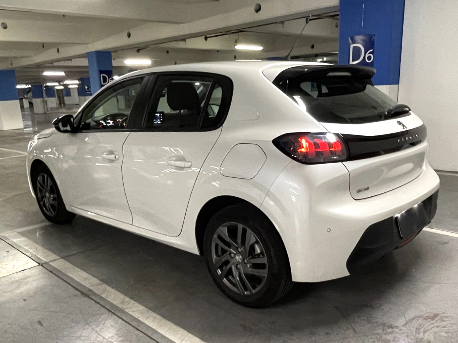 Peugeot 208 HDI 100 Diesel 2022