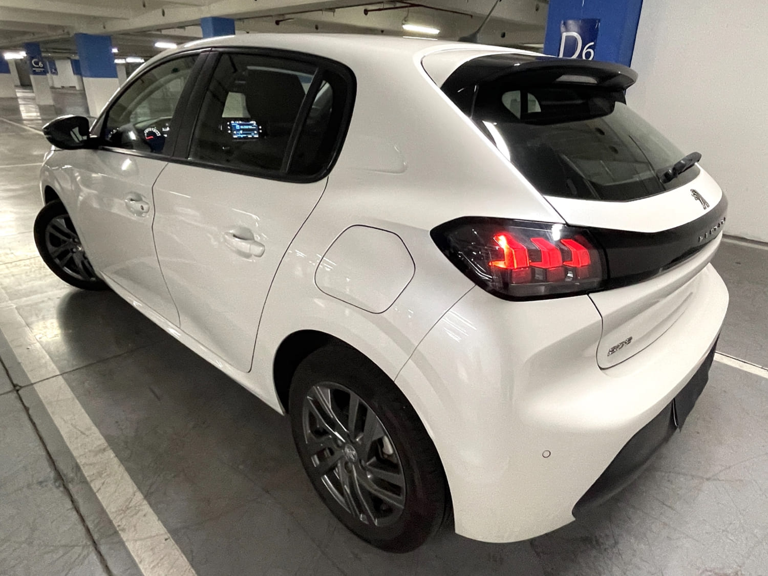 Peugeot 208 HDI 100 Diesel 2022