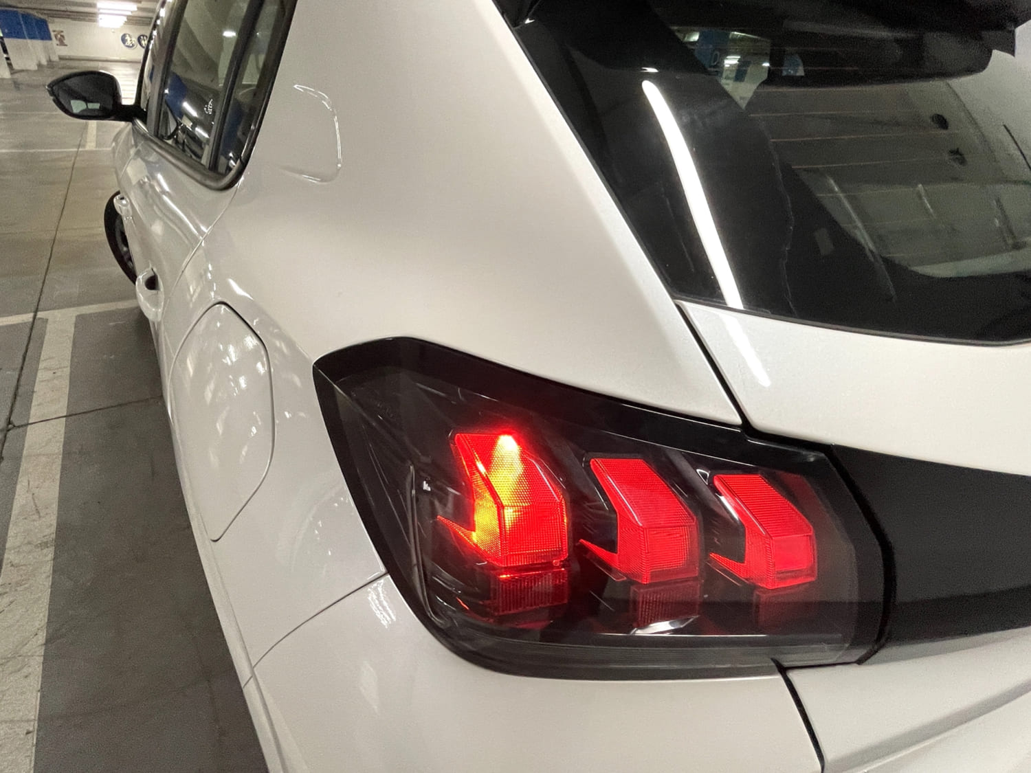 Peugeot 208 HDI 100 Diesel 2022