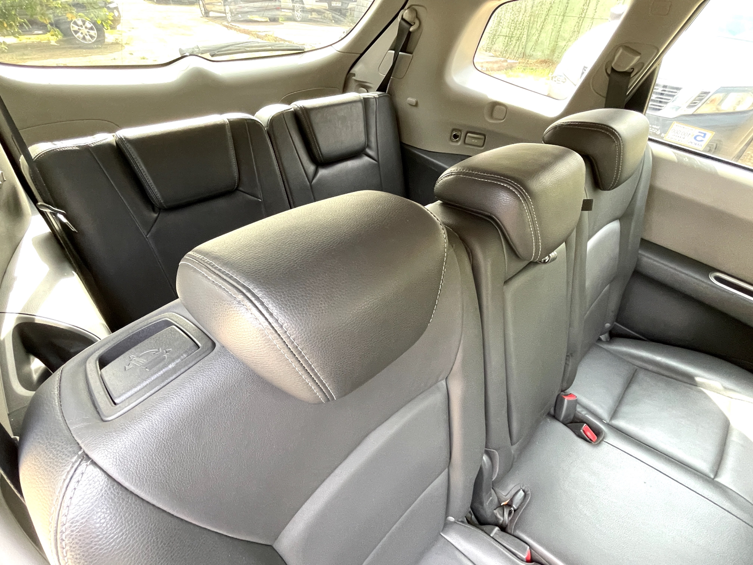 Subaru Tribeca Limited AWD 3.6R AT 2012